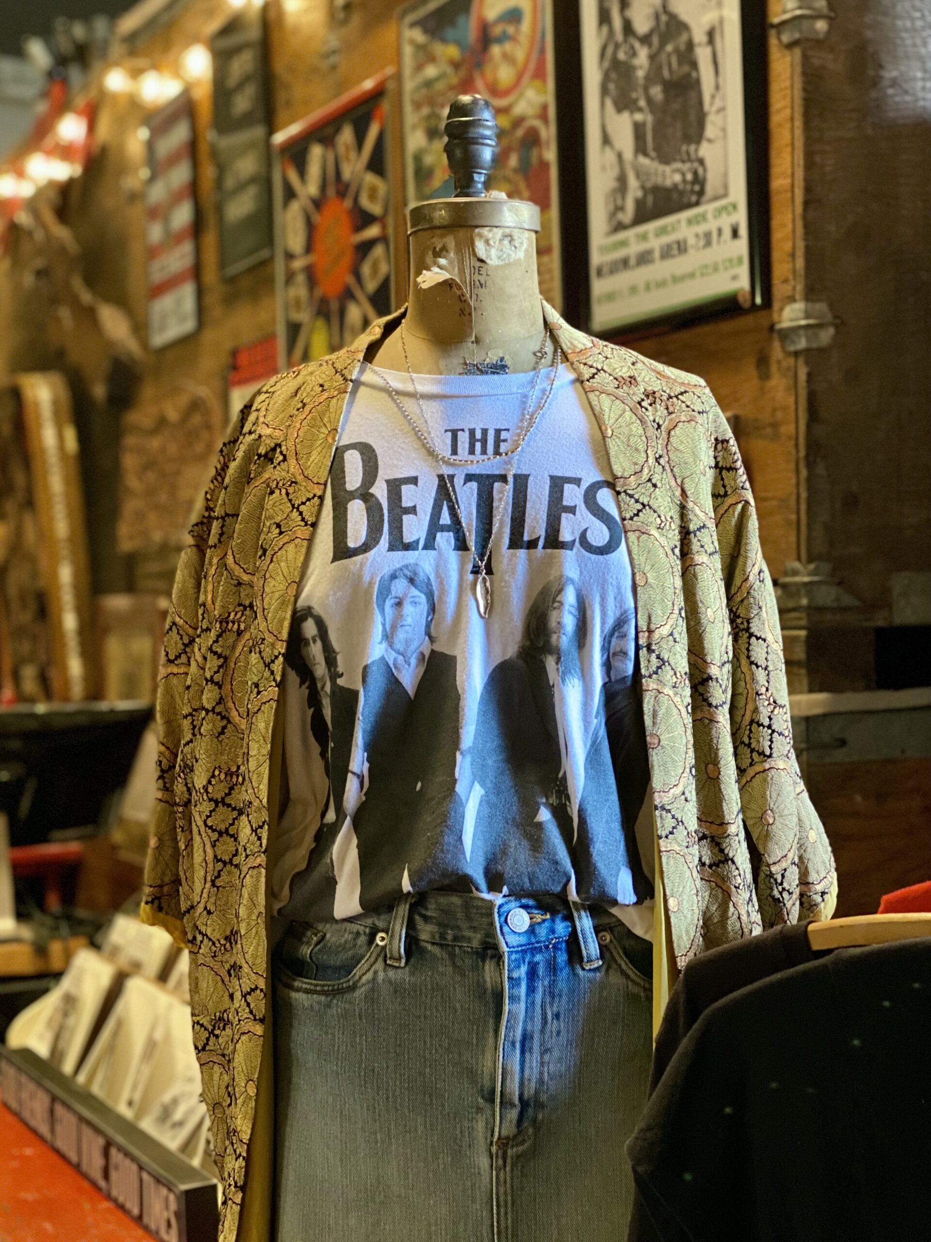 beatlesmannequin